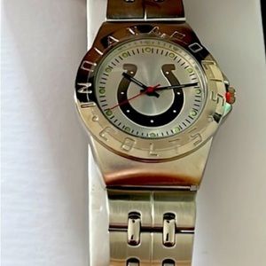 New in original box NFL INDIANAPOLIS Colts dial watch.